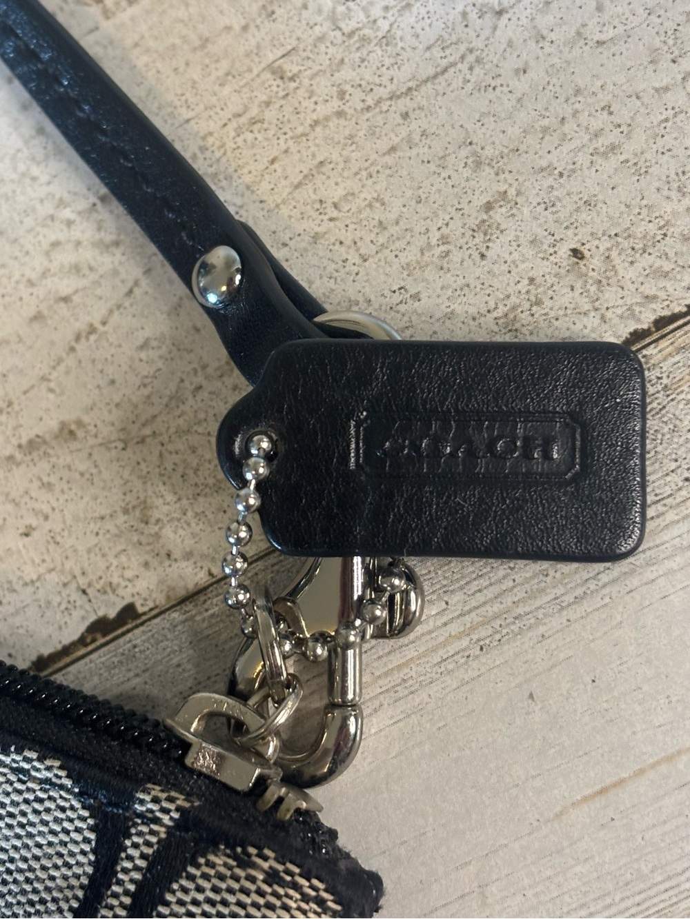 Coach Signature Canvas Wristlet Zippered Coin Wallet Black/White/Beige y2K 4x6 - Picture 3 of 11